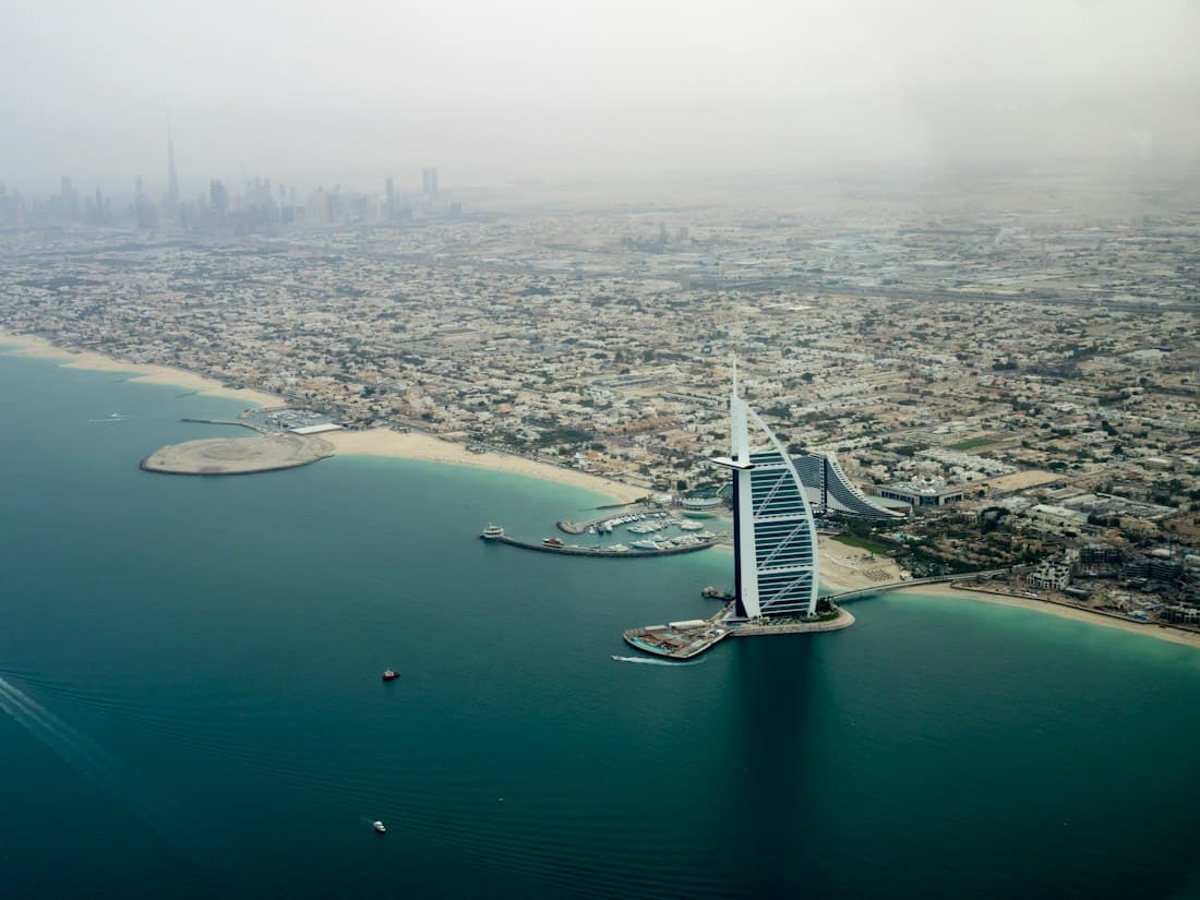 La côte de Dubai et le Burj Al Arab